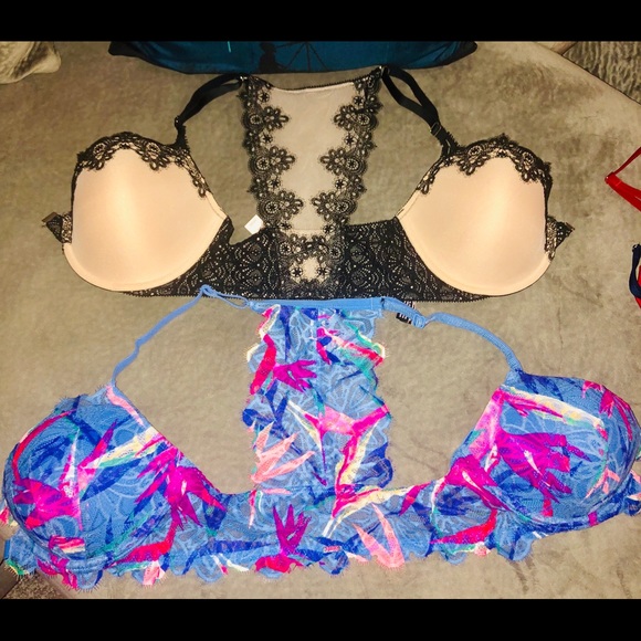 Victoria Secret Pink Bra - Picture 3 of 3